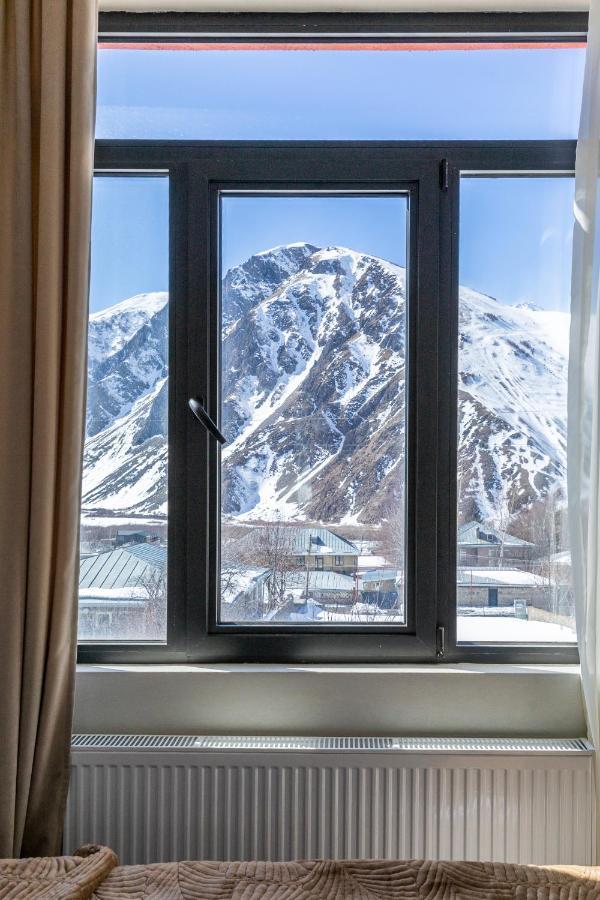 Cliff House Hotell Kazbegi Exteriör bild